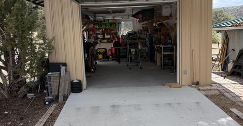 594 SW Main Street, Tonopah, NV 89049 Photo