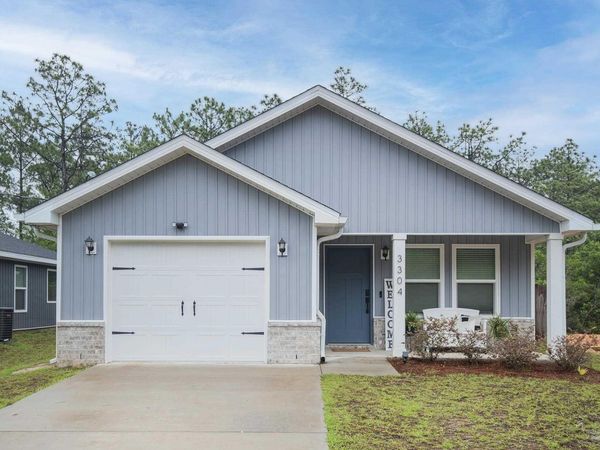 3304 Bonfire Dr, Milton, FL 32583