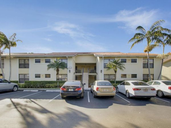 1524 Lake Crystal Drive, Unit H, West Palm Beach, FL 33411