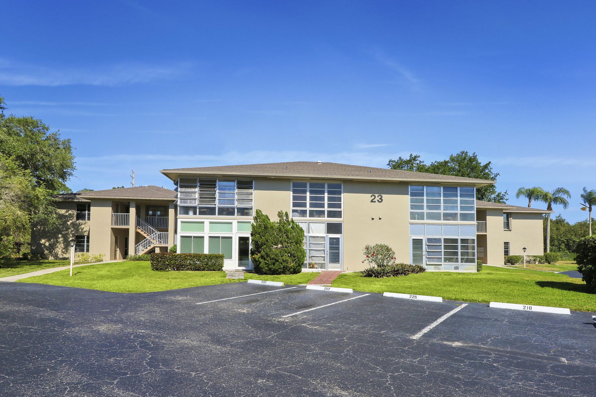 23 Lake Vista Trail, Unit 204, Port Saint Lucie, FL 34952 Photo