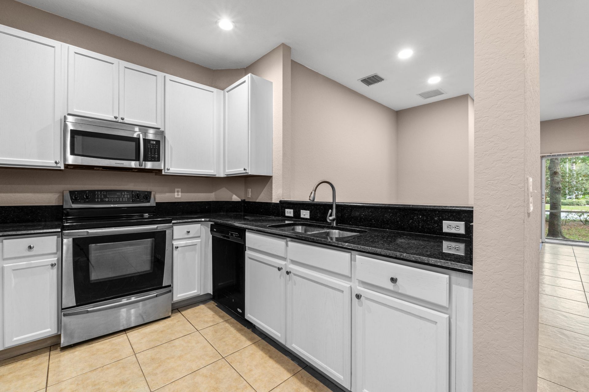 3105 Grandiflora Drive, Greenacres, FL 33467 Photo