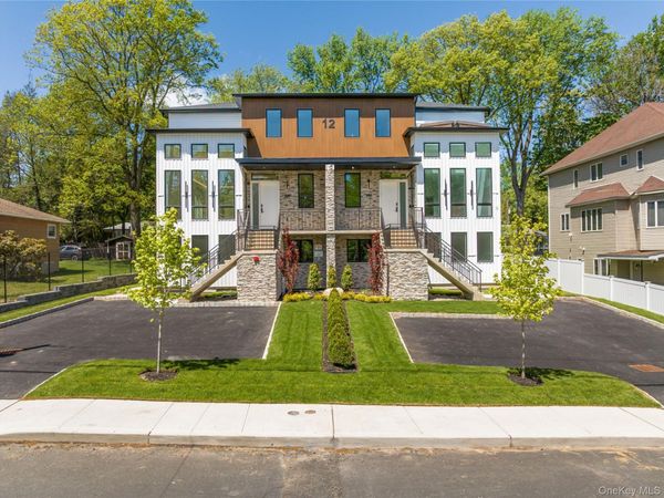 12 Miele Road, Unit 201-111, Monsey, NY 10952