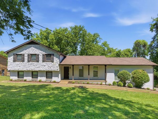4056 Kings Ln, Nashville, TN 37218