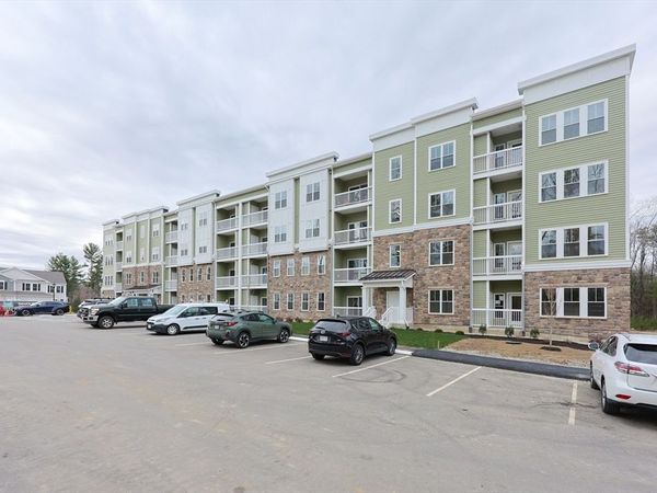 4 Winslow Lane, Unit 213, Grafton, MA 01536