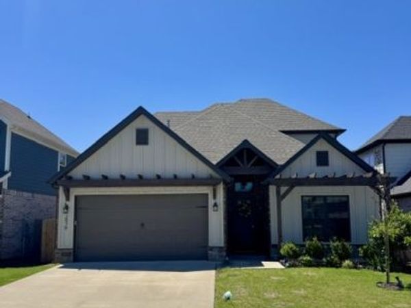 2979 W Sauter Lane, Fayetteville, AR 72704