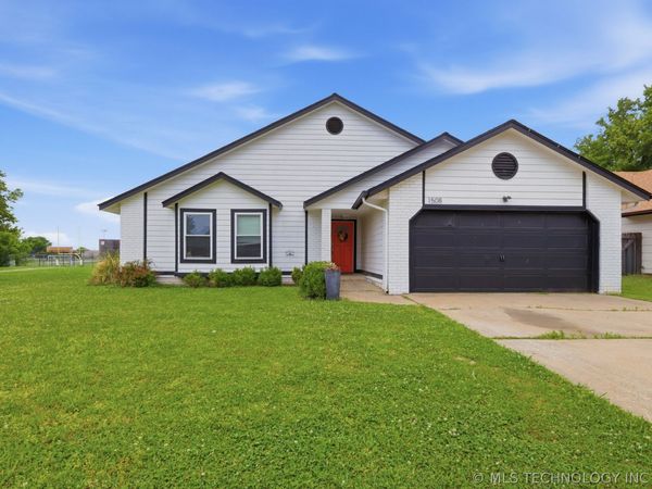 1508 N Cypress Avenue , Broken Arrow, OK 74012