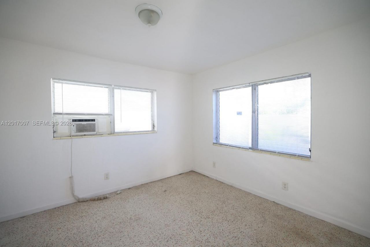 800 83rd St , Unit 2, Miami Beach, FL 33141 Photo