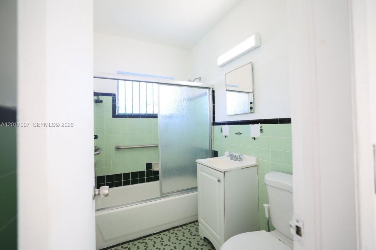 800 83rd St , Unit 2, Miami Beach, FL 33141 Photo
