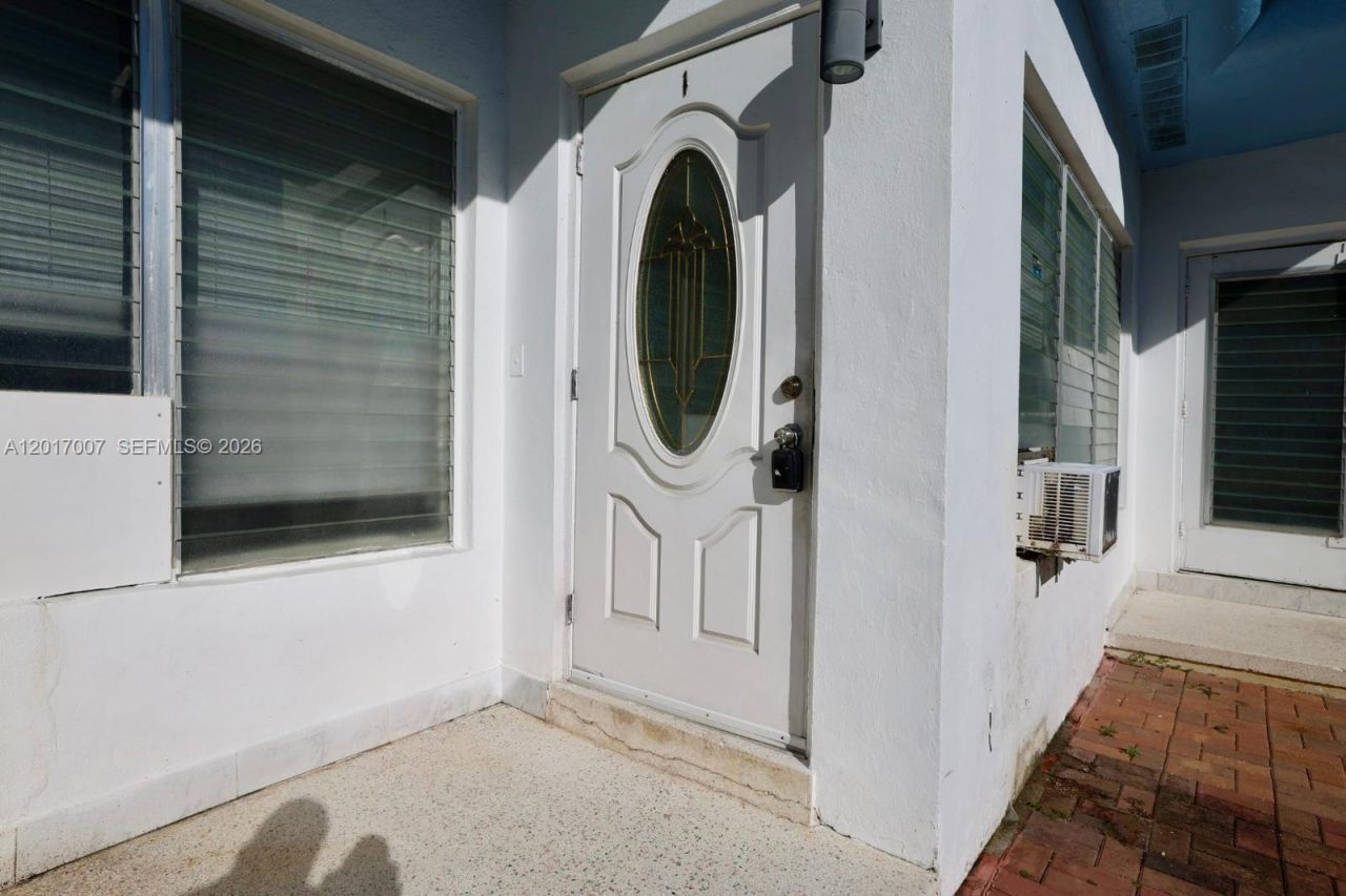 800 83rd St , Unit 2, Miami Beach, FL 33141 Photo