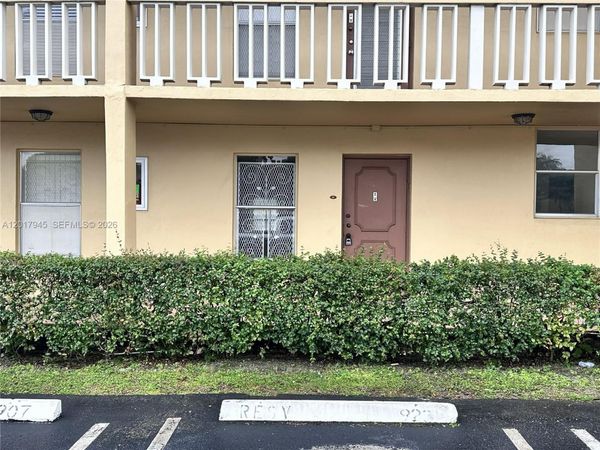 6001 NW 61st Ave, Unit 111, Tamarac, FL 33319