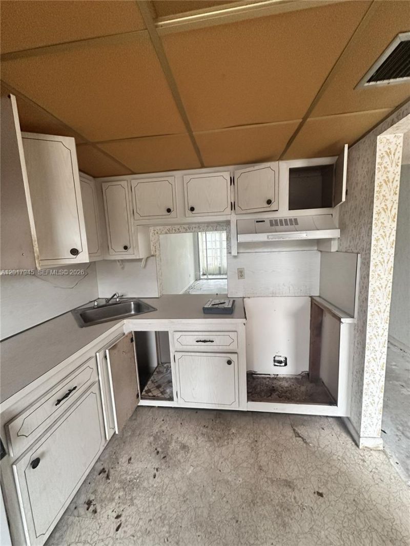 6001 NW 61st Ave, Unit 111, Tamarac, FL 33319 Photo