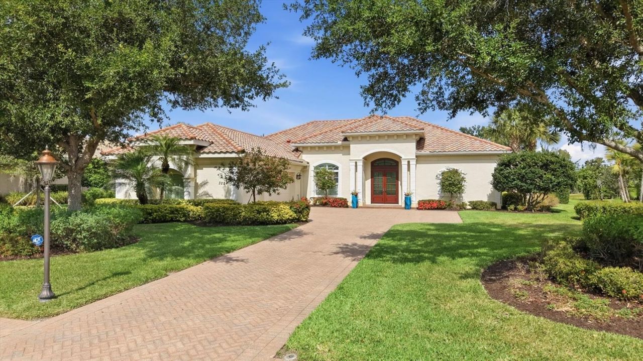 3224 Founders Club Drive, Sarasota, FL 34240 Main Photo