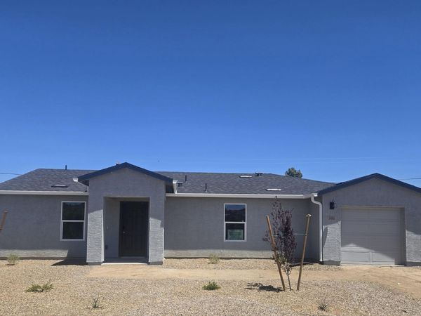 20182 E Lakeside Road, Cordes Lakes, AZ 86333