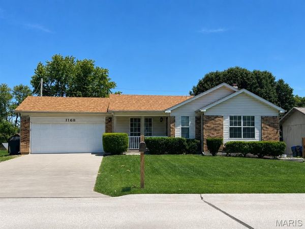 1168 Spencer Road , St Peters, MO 63376