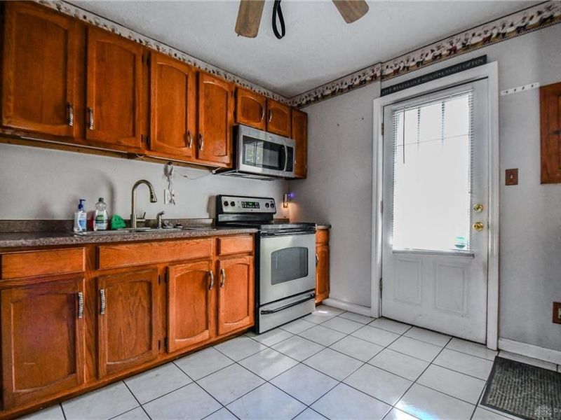 908 E Pearl Street, Miamisburg, OH 45342 Photo 8