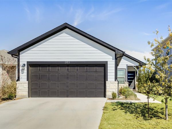 263 Tolo DR, Elgin, TX 78621