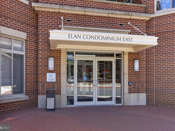 4480 MARKET COMMONS DRIVE, Unit 305, FAIRFAX, VA 22033