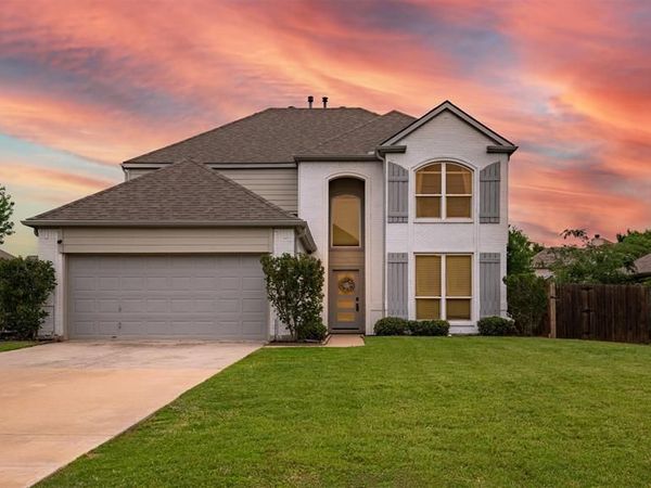 702 River Oak Way, Lake Dallas, TX 75065