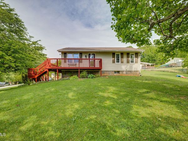 126 Country Hills Drive, Jonesborough, TN 37659