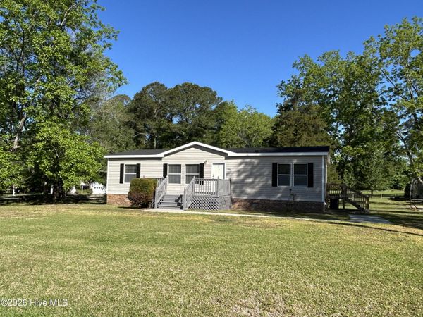 1386 Cherrytree Road NE, Winnabow, NC 28479