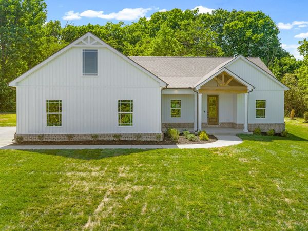 1932 River Rd , Clarksville, TN 37040