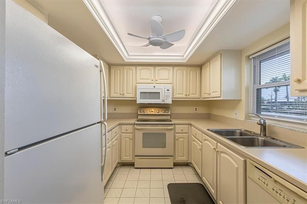 5483 Rattlesnake Hamm Rd , Unit B-201, Naples, FL 34113 Photo