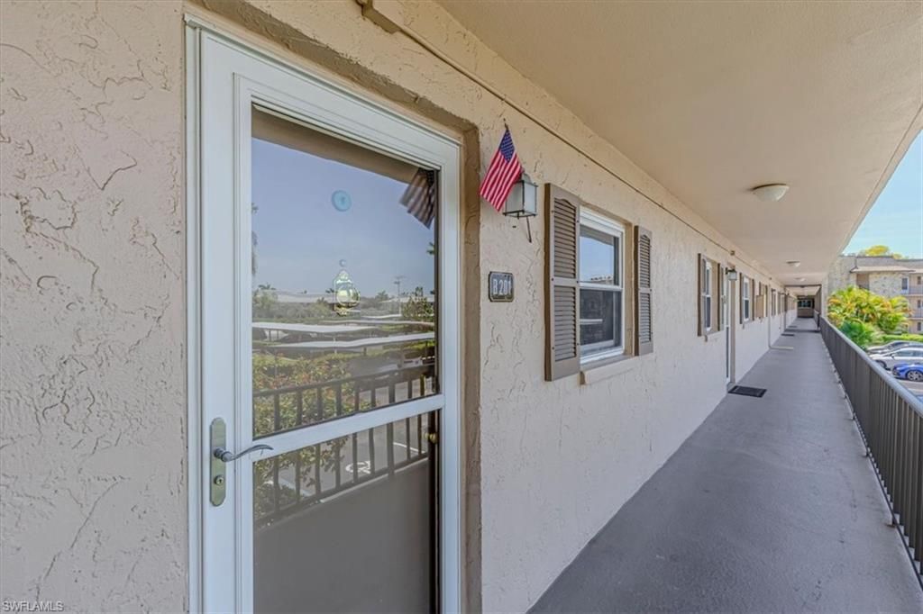 5483 Rattlesnake Hamm Rd , Unit B-201, Naples, FL 34113 Photo