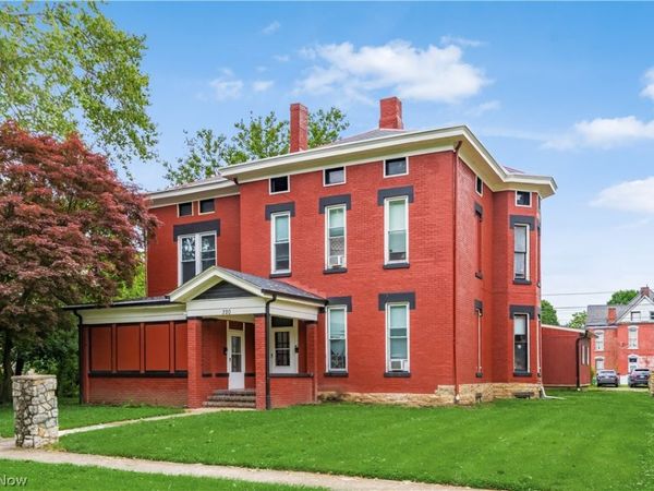 320 Woodlawn Avenue, Zanesville, OH 43701