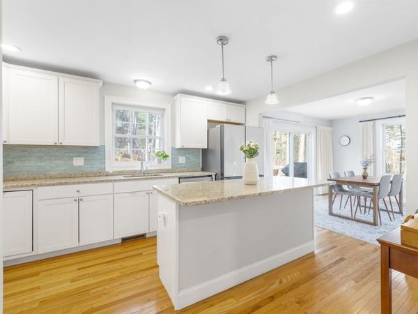 6 Pine Hill Way, Unit B, Harvard, MA 01451
