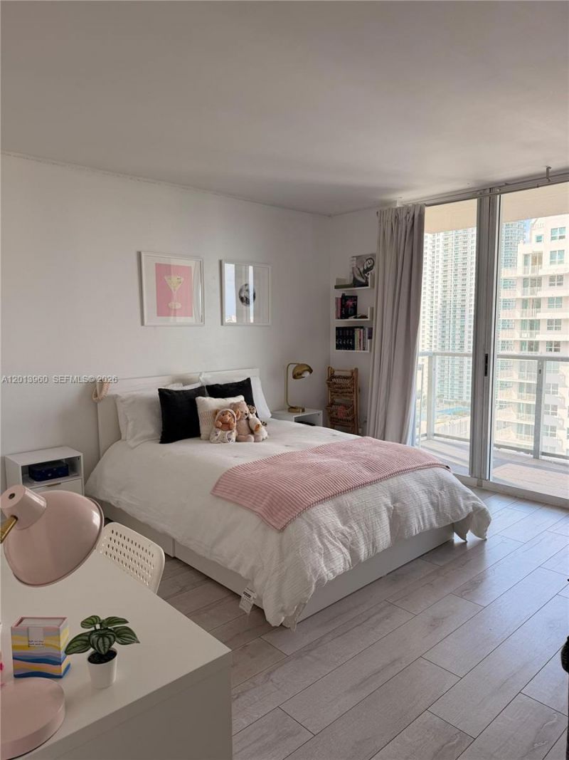 1155 Brickell Bay Dr , Unit 2904, Miami, FL 33131 Photo