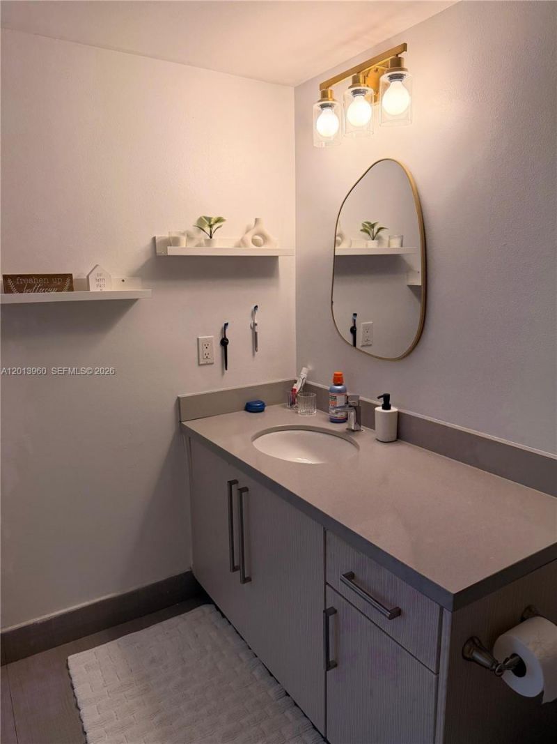 1155 Brickell Bay Dr , Unit 2904, Miami, FL 33131 Photo