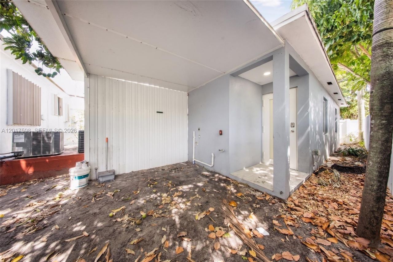 661 E 7th St , Hialeah, FL 33010 Photo