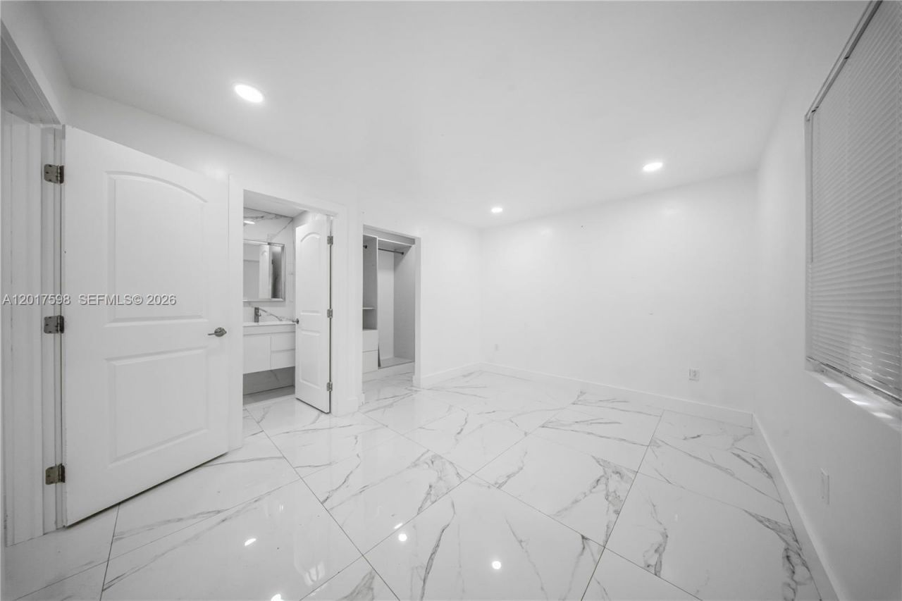 661 E 7th St , Hialeah, FL 33010 Photo