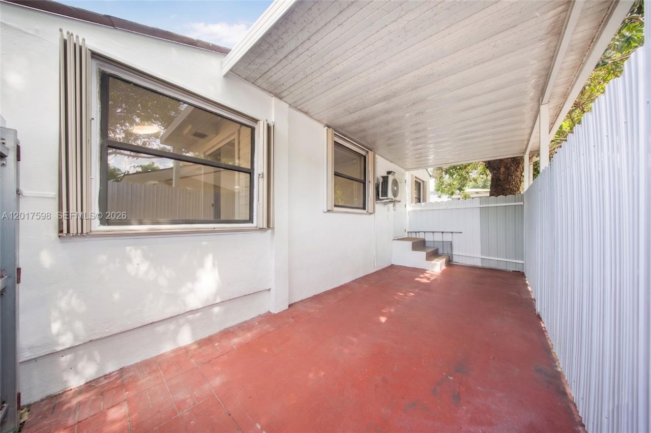 661 E 7th St , Hialeah, FL 33010 Photo