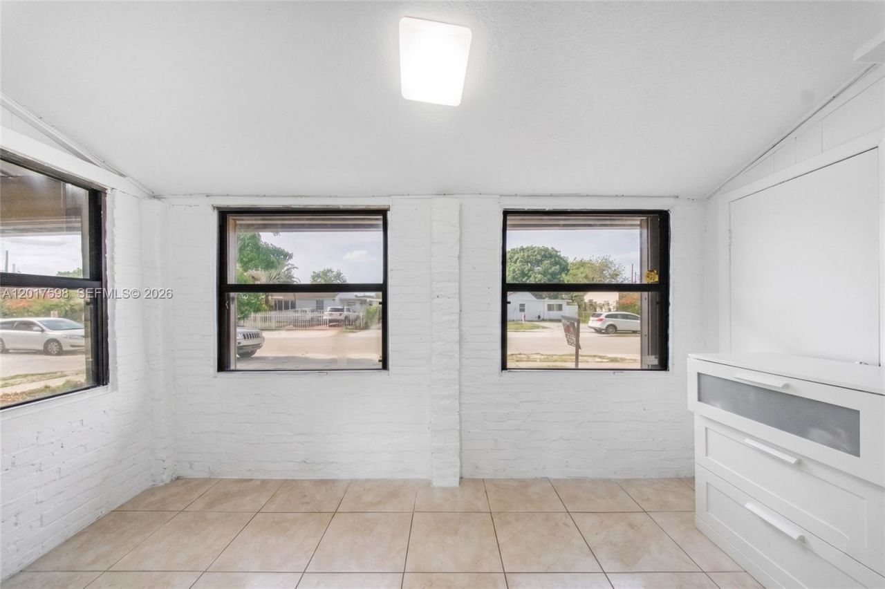 661 E 7th St , Hialeah, FL 33010 Photo