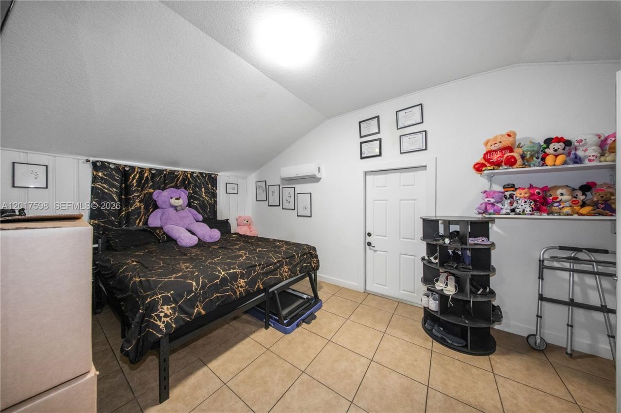 661 E 7th St , Hialeah, FL 33010 Photo