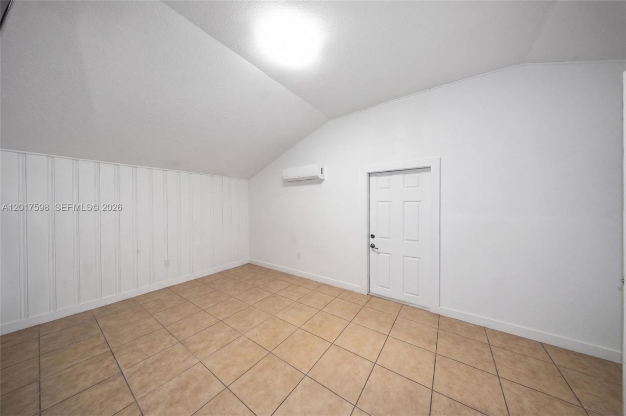 661 E 7th St , Hialeah, FL 33010 Photo