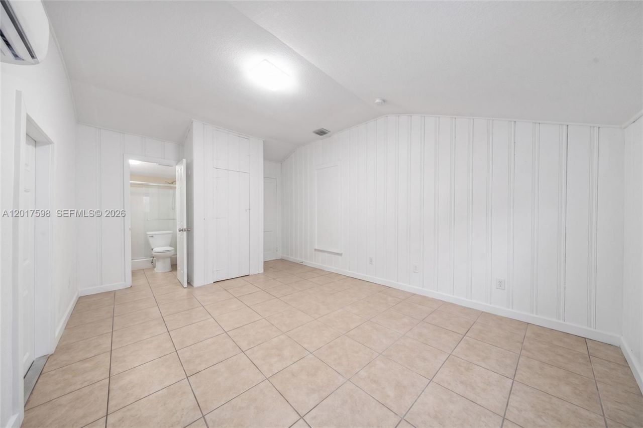 661 E 7th St , Hialeah, FL 33010 Photo