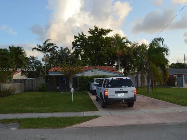 1448 NE 177th St, Unit 1448, North Miami Beach, FL 33162