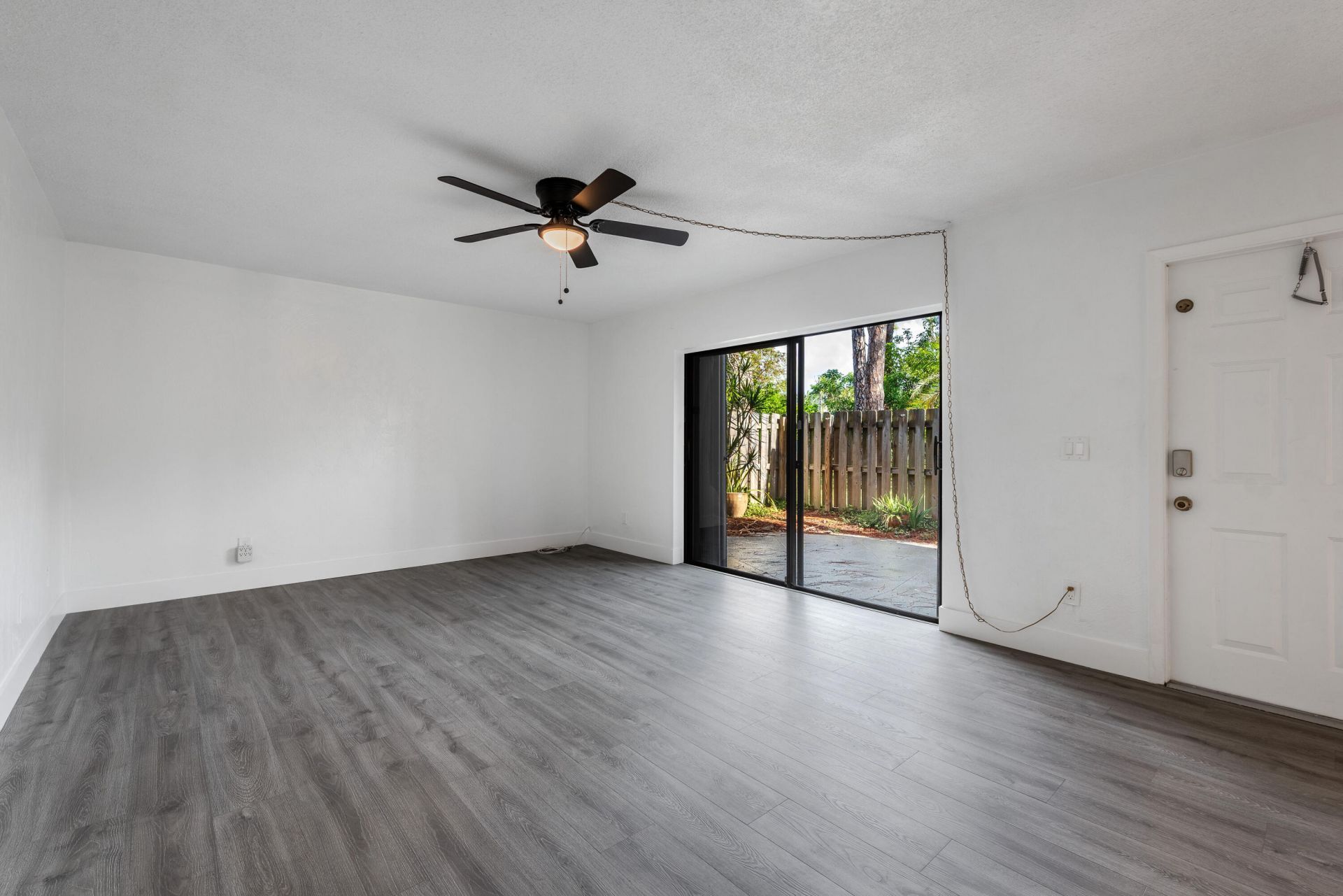 471 Kirk Road, Unit D, West Palm Beach, FL 33406 Photo