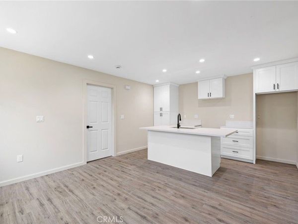 541 N Barbara, Unit B, Azusa, CA 91702