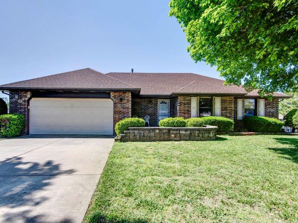 3587 W Shawnee Place , Springfield, MO 65810