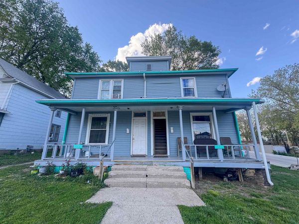 1701-03 W 3rd, Sioux City, IA 51103