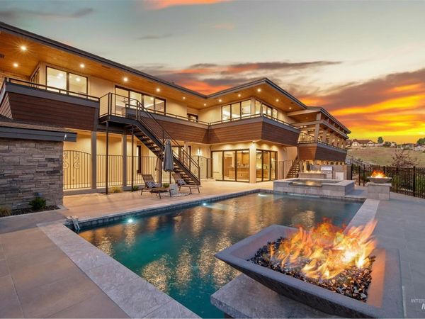 146 W Skylark Drive, Boise, ID 83702
