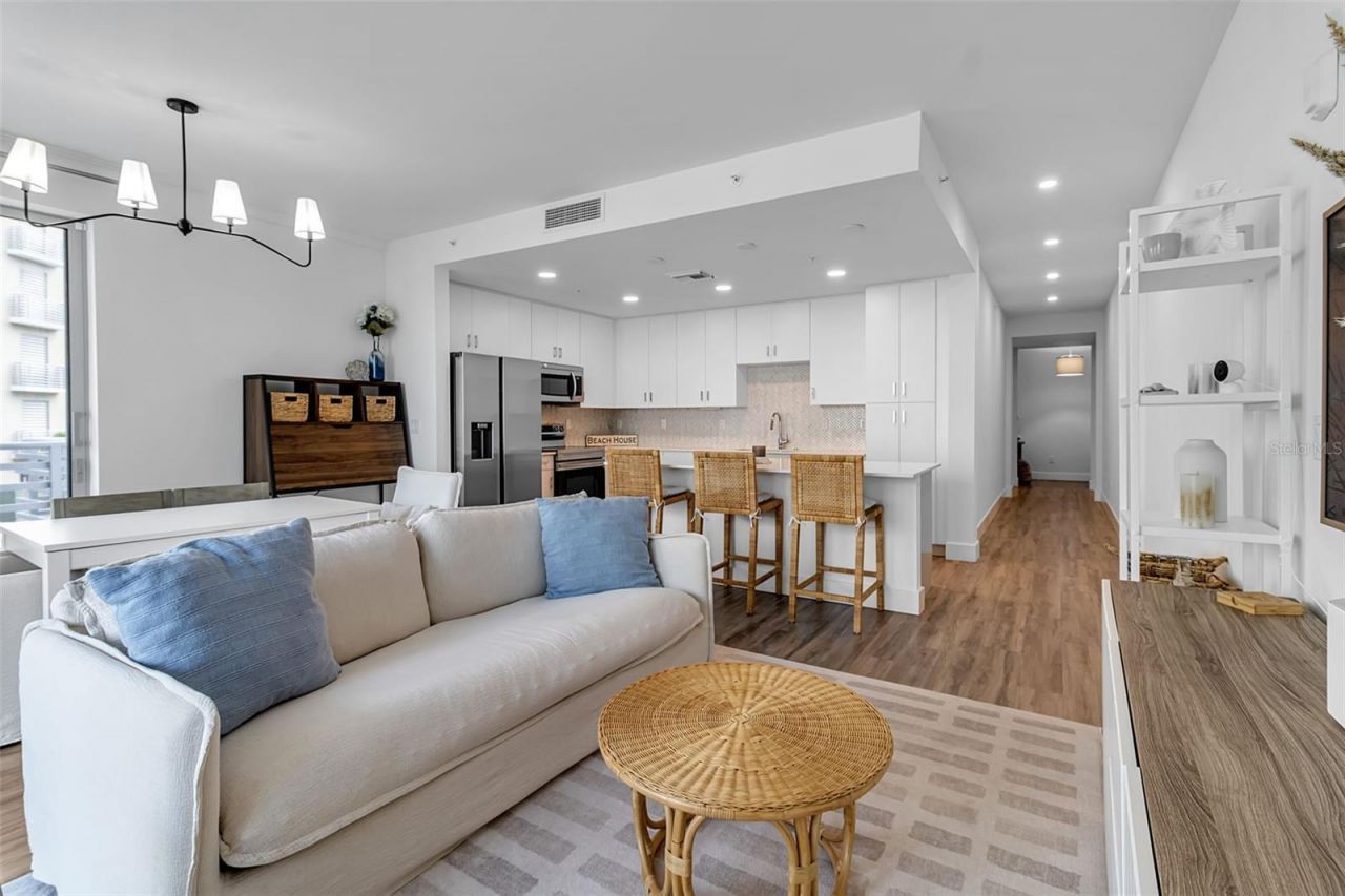 1703 N Tamiami Trail, Unit 211, Sarasota, FL 34234 Photo
