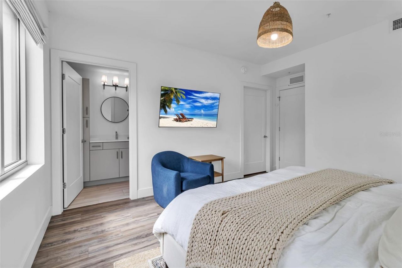 1703 N Tamiami Trail, Unit 211, Sarasota, FL 34234 Photo