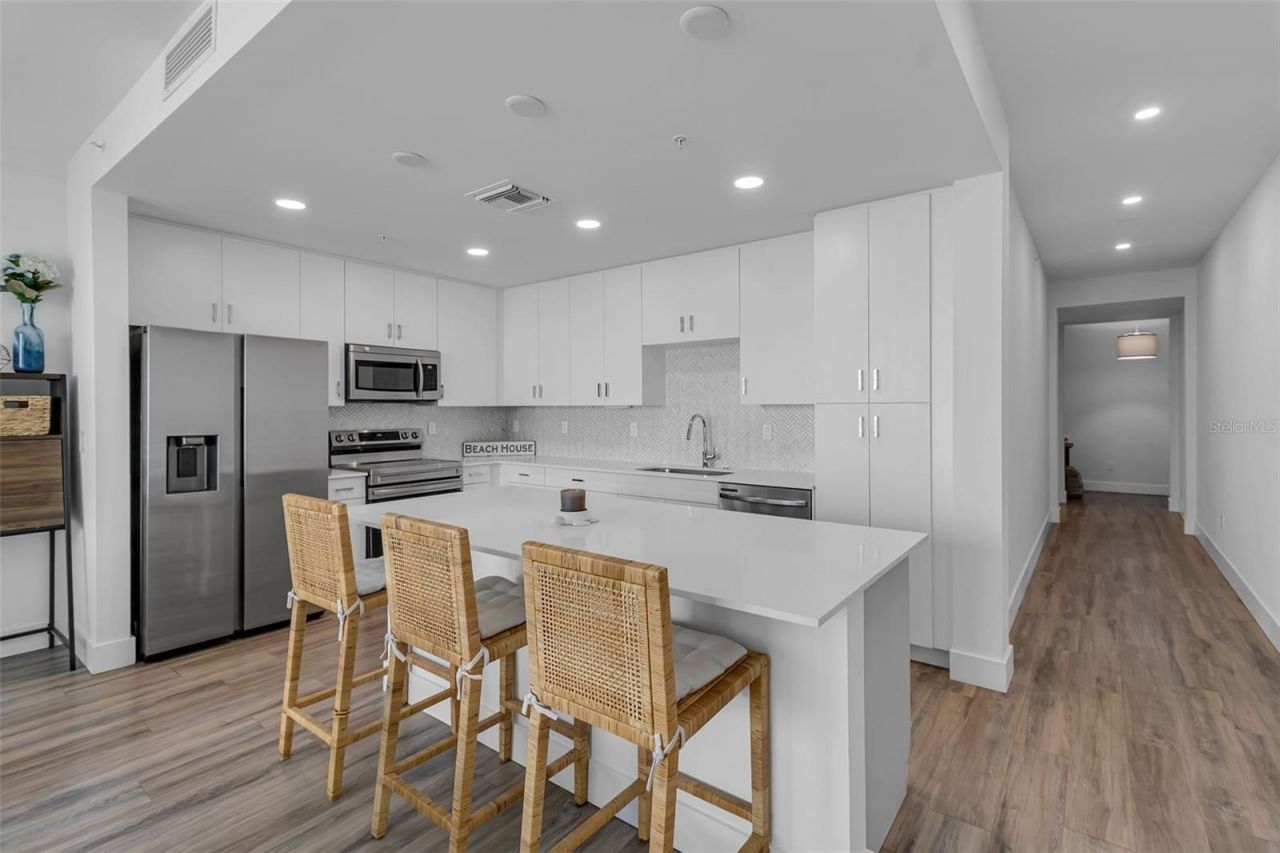 1703 N Tamiami Trail, Unit 211, Sarasota, FL 34234 Photo
