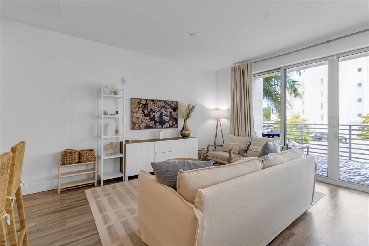 1703 N Tamiami Trail, Unit 211, Sarasota, FL 34234 Photo