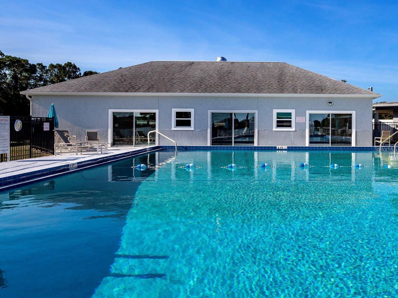 1440 Nassau Circle , Tavares, FL 32778 Photo