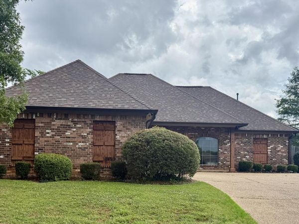 302 Pinecone Cove, Brandon, MS 39047